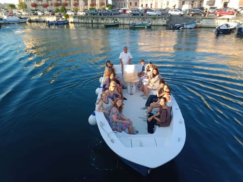 Syracuse: Ortigia Island & Sea Cave Boat Tour with Prosecco - Practical ways to make the hour better