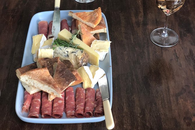 Tamar Valley Wine Tour with Lunch - Who should book this tour