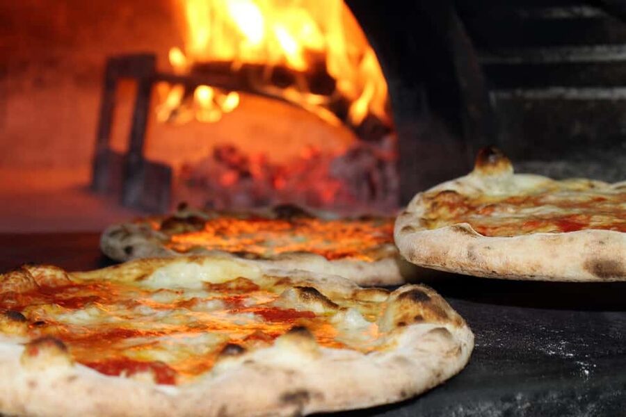 Taormina: Pizza Making Class with Lunch and Wine Tasting - Starting at Porta Messina in central Taormina