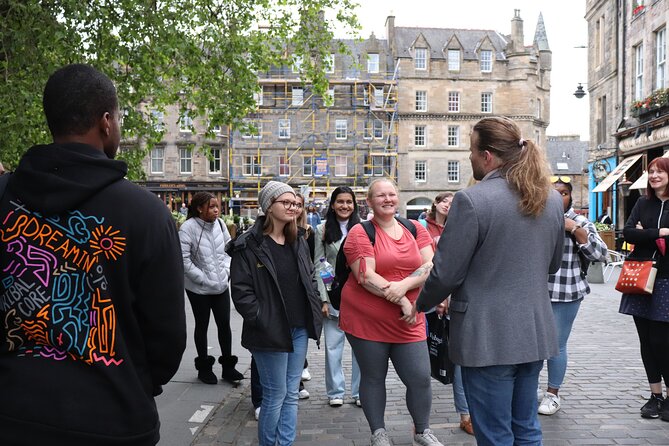 The Edinburgh Literary Pub Tour - Why this evening tour feels different