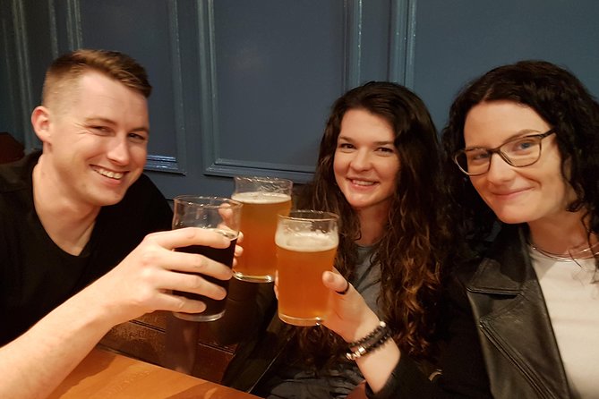 The Rocks Pub Walking Tour - Four pubs, four drinks, and different kinds of atmosphere