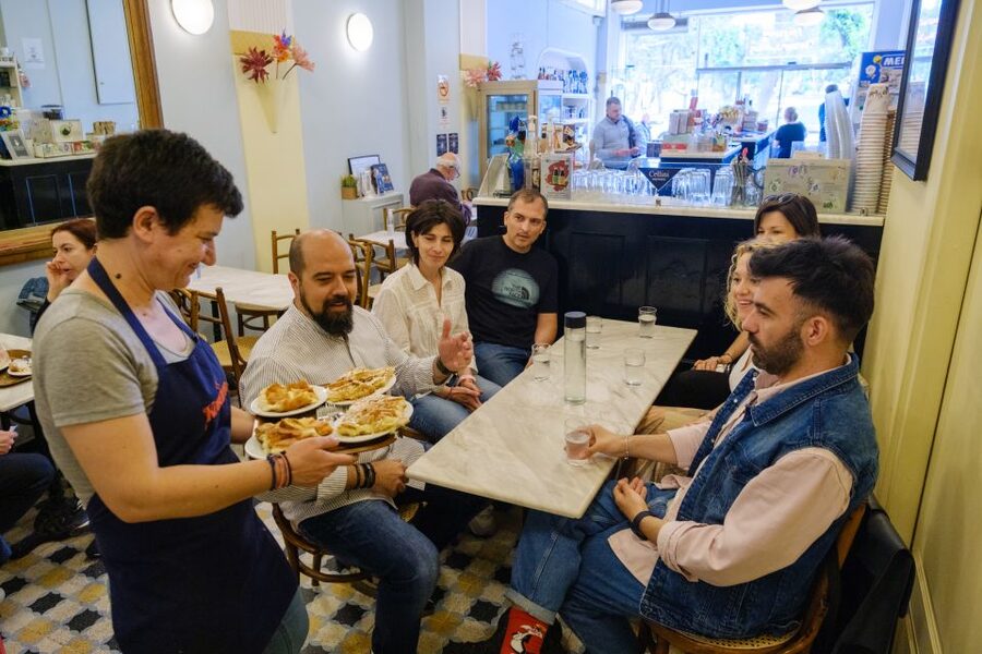Thessaloniki: Food Tastings and Drinks tour with a Chef - Koulouri, bougatsa, and Thessaloniki’s pastry traditions