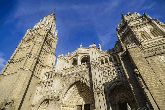 Toledo Tour & Vineyard Walk with Wine Tasting from Madrid - Bus comfort, timing, and group size