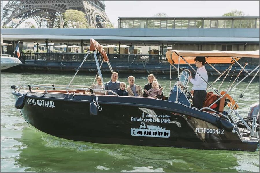 Top Private Cruises in Paris with Champagne + more surprises - A quieter way to see Paris from the Seine