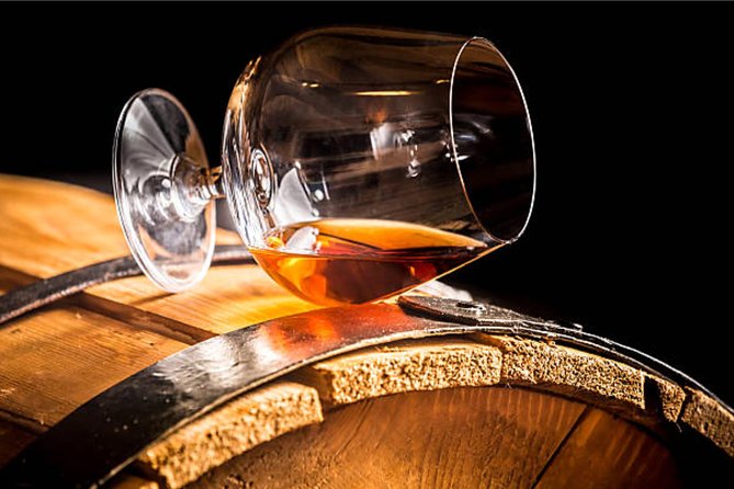 Topper's Rhum Distillery Tour in St Maarten - Who should book this experience