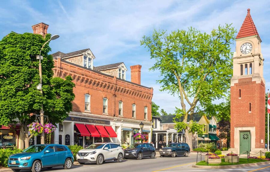 Toronto: Niagara-on-the-Lake, Wine Tasting & Chocolate Tour - Jackson Triggs Estate Winery and five tastings
