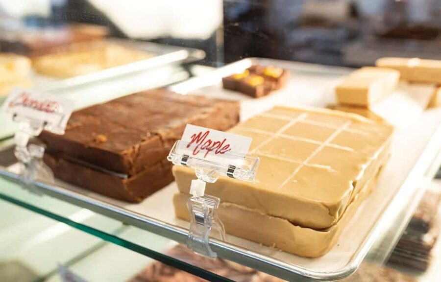 Toronto: Niagara-on-the-Lake, Wine Tasting & Chocolate Tour - How the schedule feels in real life