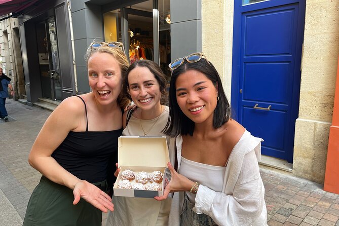 Traditional Gourmet Food & Wine Tour in Bordeaux - Jardin Public and the route toward Chartrons