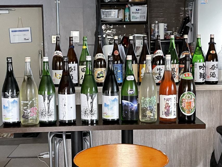 Tsukiji: Unlimited Sake Tasting Experience - Tasting 20 to 30 samples from a much larger selection