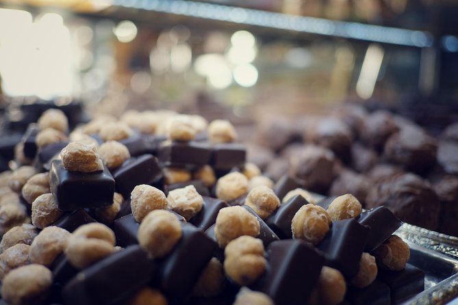 Turin Gourmet Tour: A Premium Tasting Experience by Do Eat Better - Turin specialties near Chiesa di San Filippo Neri