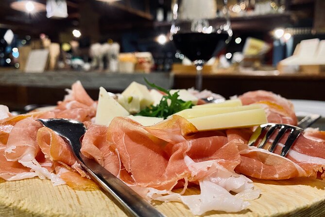 Turin Gourmet Tour: A Premium Tasting Experience by Do Eat Better - The guide makes the difference