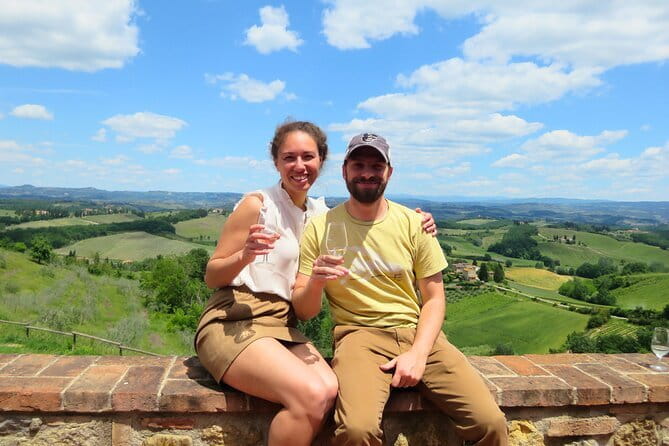 Tuscany Wine Tour: 2 Wineries & Chianti from San Gimignano - Two wineries, several sides of Tuscan wine