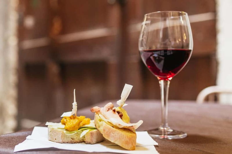 Venice: Food Tasting Tour with Cicchetti Dishes and Wine - Starting in Cannaregio at Campo de la Maddalena