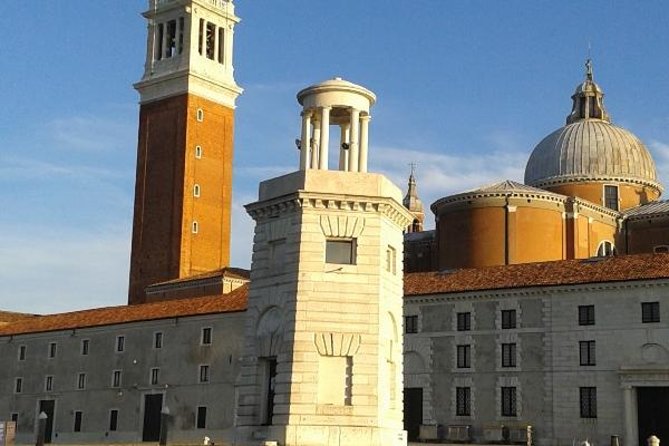 Venice Sunset Cruise by Typical Venetian Boat with Prosecco - Prosecco, seating, and the sunset question