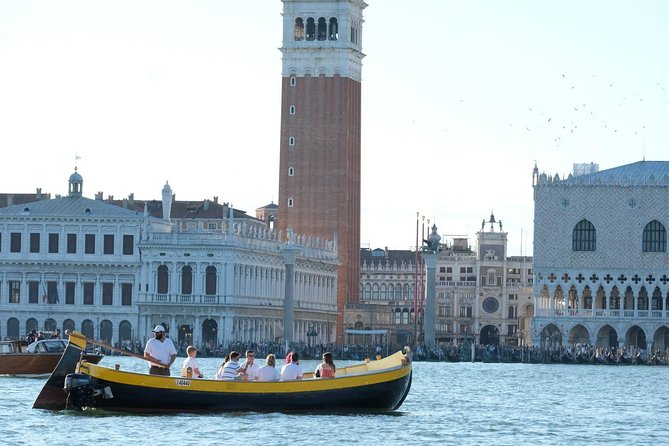 Venice Sunset Cruise by Typical Venetian Boat with Prosecco - Meeting the skipper at Ospedale