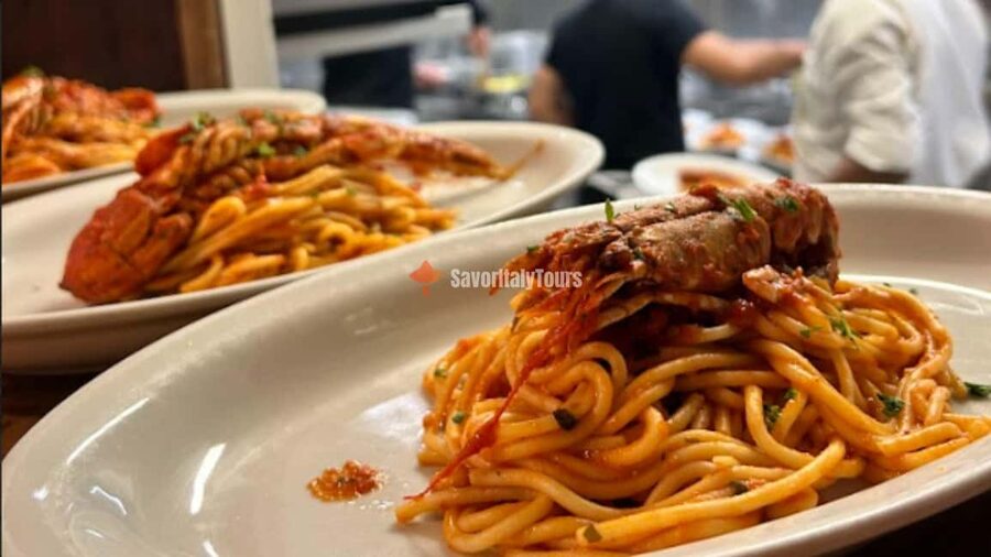 Venice: Sunset Walking Tour with Food and Wine Tastings - Key points at a glance