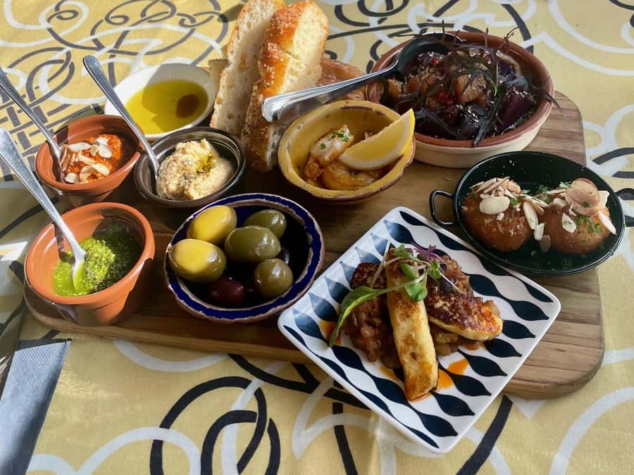Waiheke Island Gourmet Food and Wine Tour with Lunch - Casita Miro and the family-style vineyard lunch