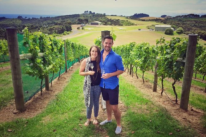 Waiheke Island Premium Wine Tour with Tastings - The final vineyard and the ride back