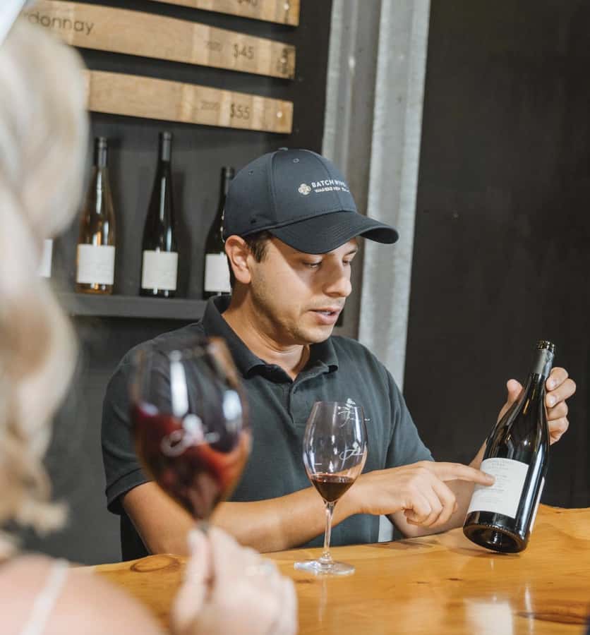 Waiheke Island: Scenic Island Wine Tour & Local Wine Tasting - The four-hour double-decker option