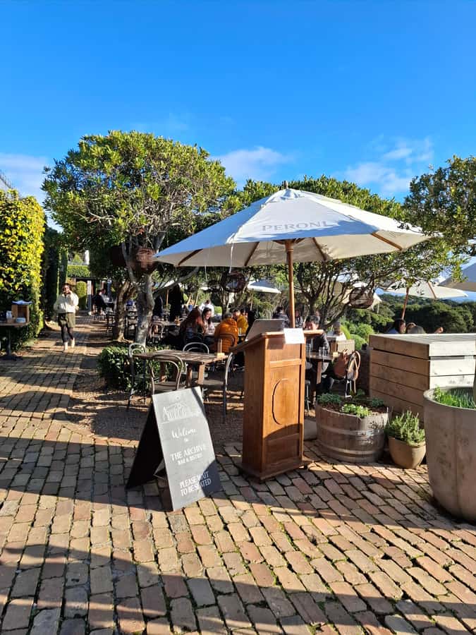 Waiheke Island: Sip and Savor 3 Vineyards Tour with Lunch - Oneroa gives you a gentle start