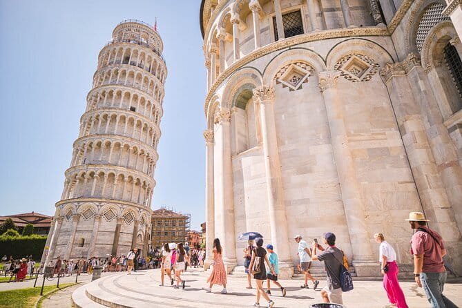 Winner 2025 Florence Sunset Food & Wine Tour by Eating Europe - Cheese, Pecorino, and the King of Cheese