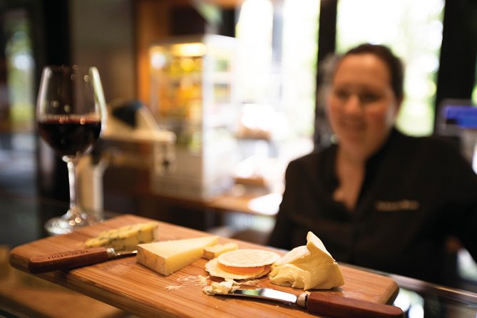 Yarra Valley wine and gin tour with Champagne Lunch at Chandon! - The guides make the day feel personal
