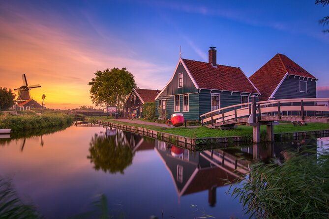 Zaanse Schans and Cheese Tasting Guided Tour from Amsterdam - Zaanse Schans in three and a half hours